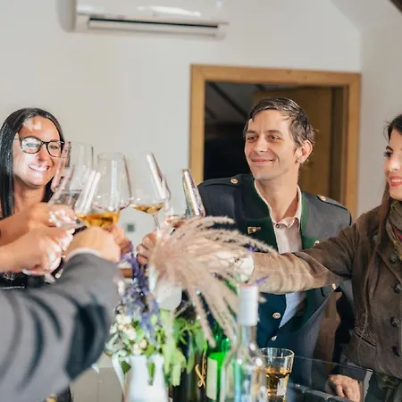 Weinfass-suite Fuer 4 Personen In Appartement Grub an der March